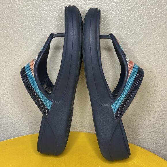 CROCS Monterey Bead Stripe Thong Comfort Sandals Flip Flops Women’s Size 9 Blue - Picture 11 of 14